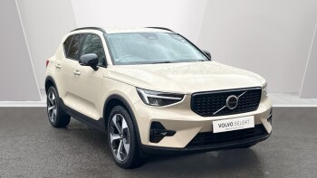 Volvo XC40 2.0 B3P Plus Dark 5dr Auto Petrol Estate
